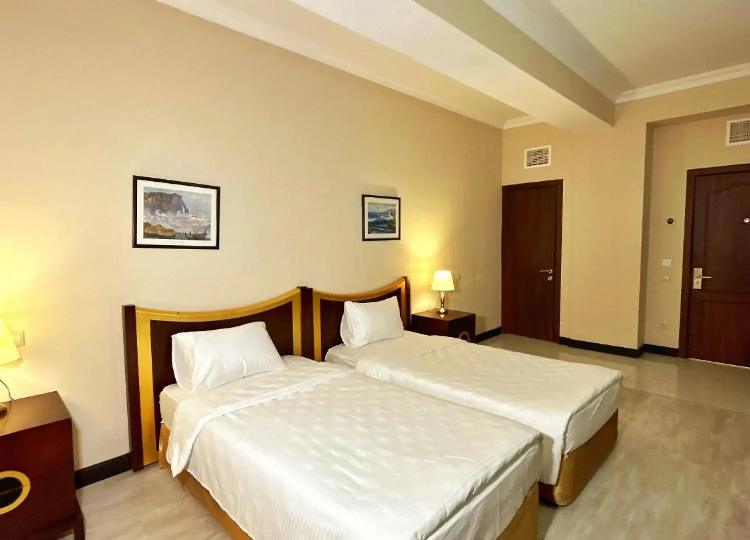 Crown Suites Bakü 0*,  Azerbaycan
